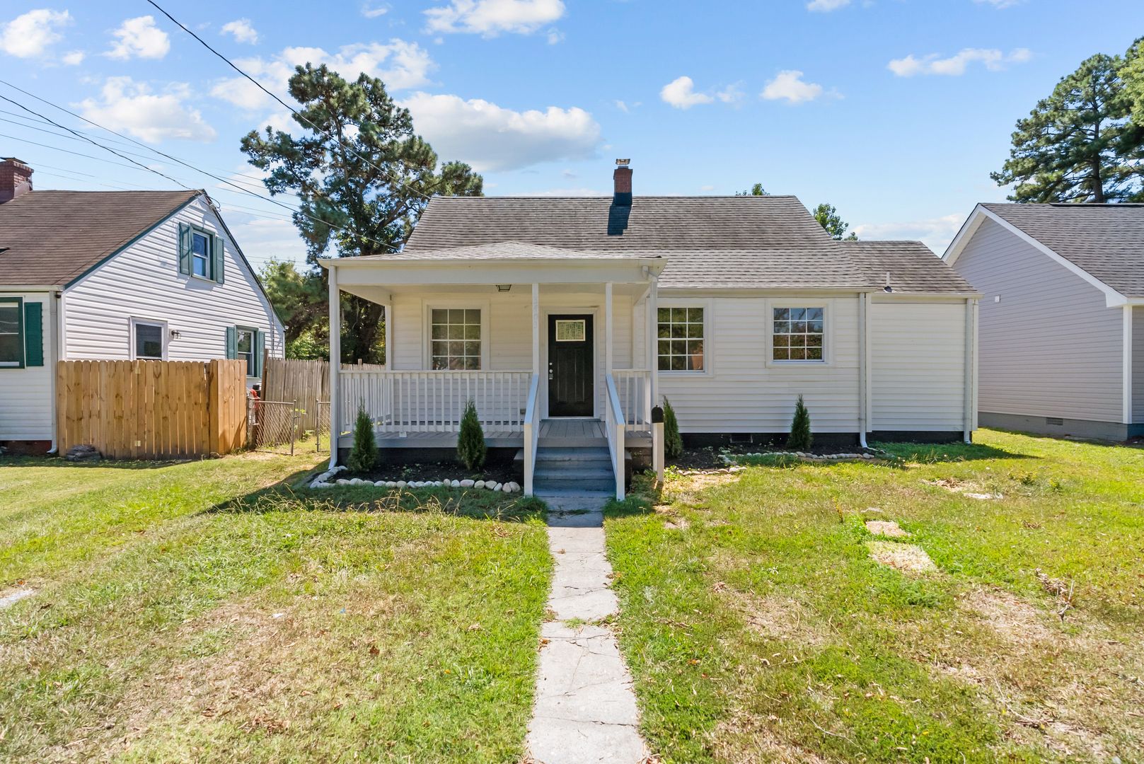 Portsmouth House: 3403 Commonwealth Avenue