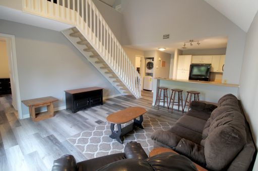 3 Bedroom condo near JMUs campus! Preleasing for the 2027-2028 school year! – photo 1