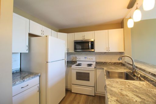 Live near campus for the 2027-2028 school year! Now Preleasing