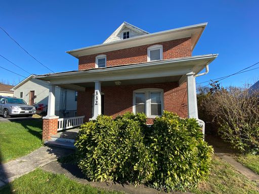 Downtown home for rent for the 2027-2028 school year! – photo 1