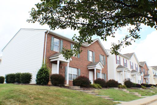 Preleasing NOW for the 2027-2028 year! – photo 1