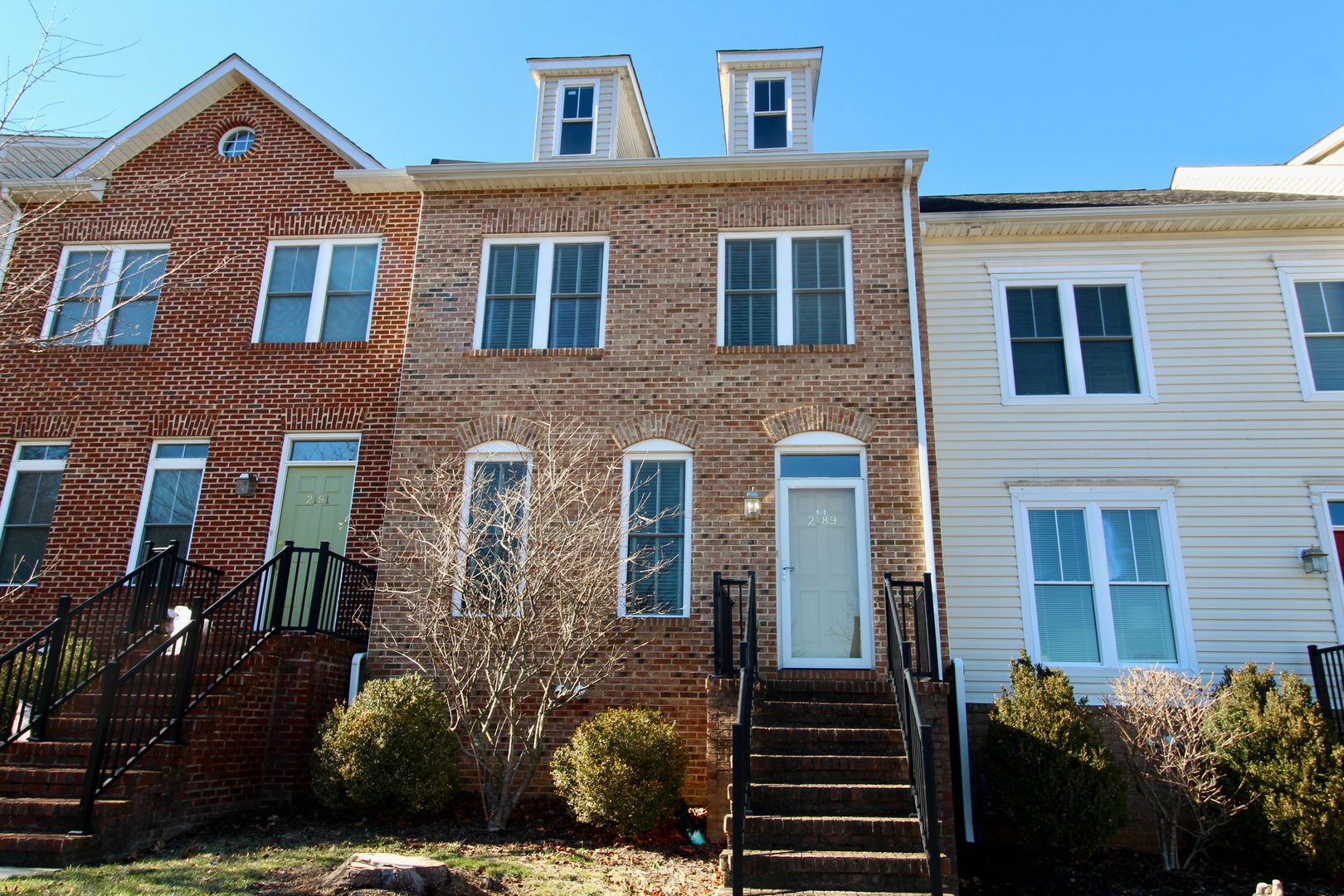 Harrisonburg Townhome: 2189 Deyerle Avenue