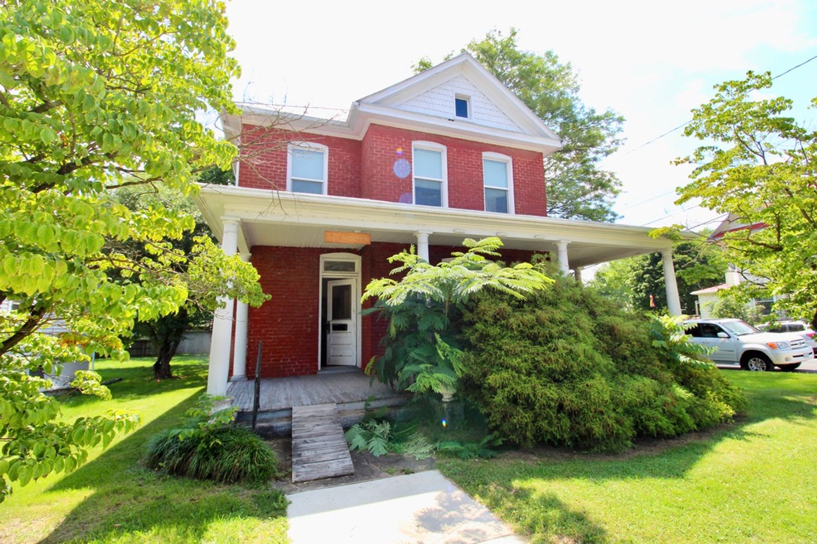 506 Virginia Avenue  - Zoned R2 - OM/OT
