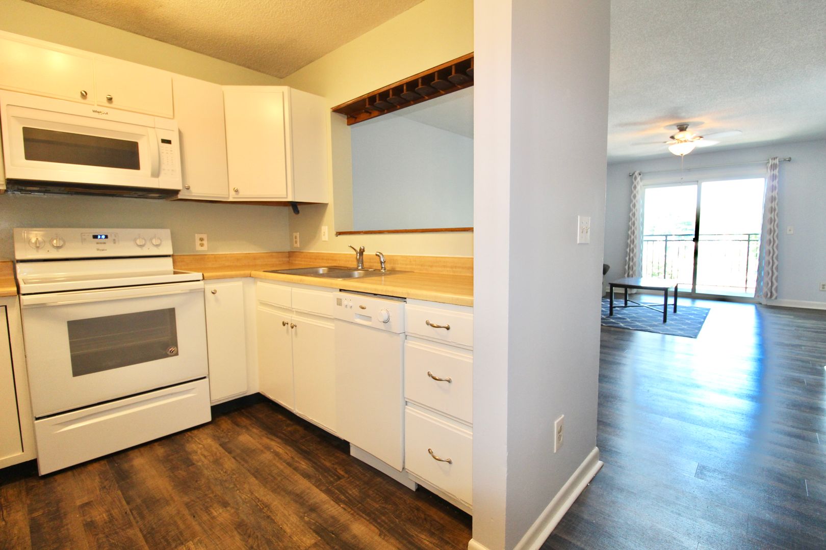 Harrisonburg Apartment: 1340L Hunters Road