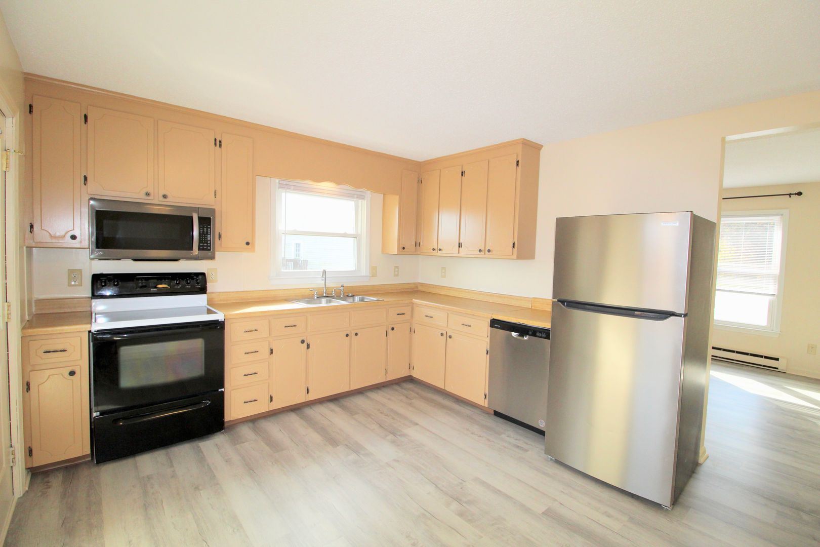 Timberville Townhome: 405 Sherando Court