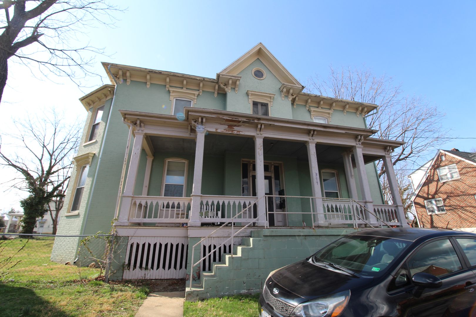 Harrisonburg House: 317-2 Park Avenue