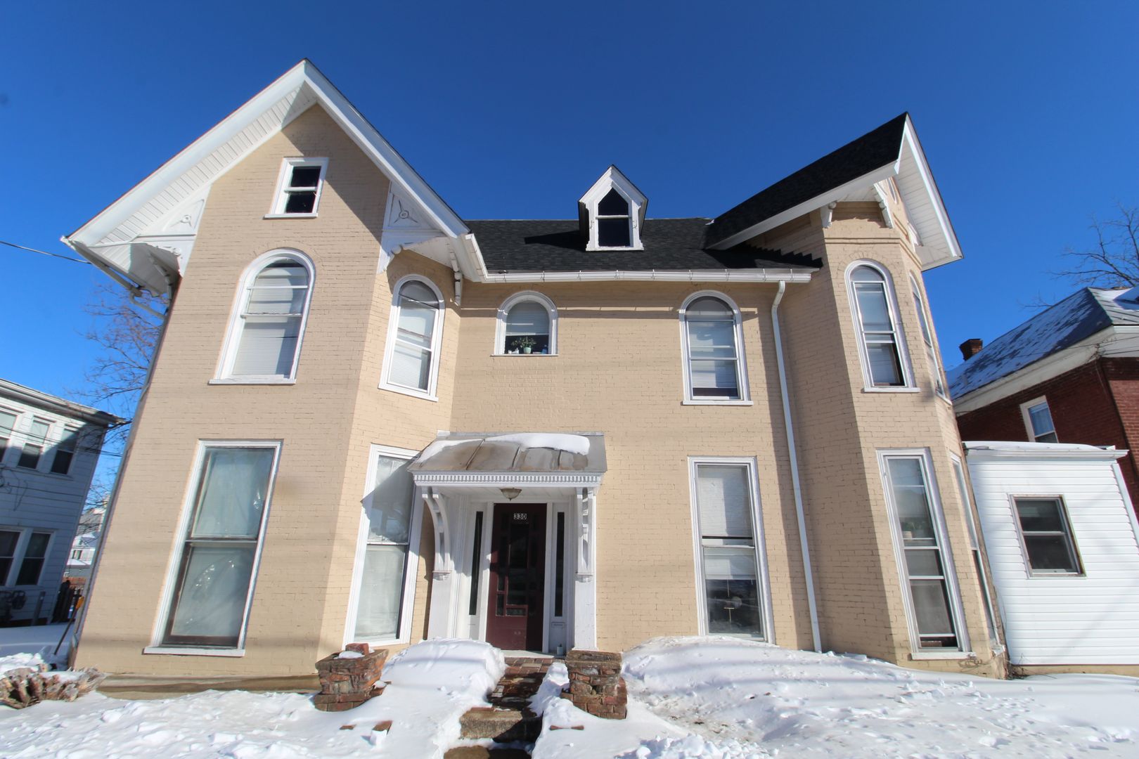 Harrisonburg House: 330 North High Street, Apt. 202