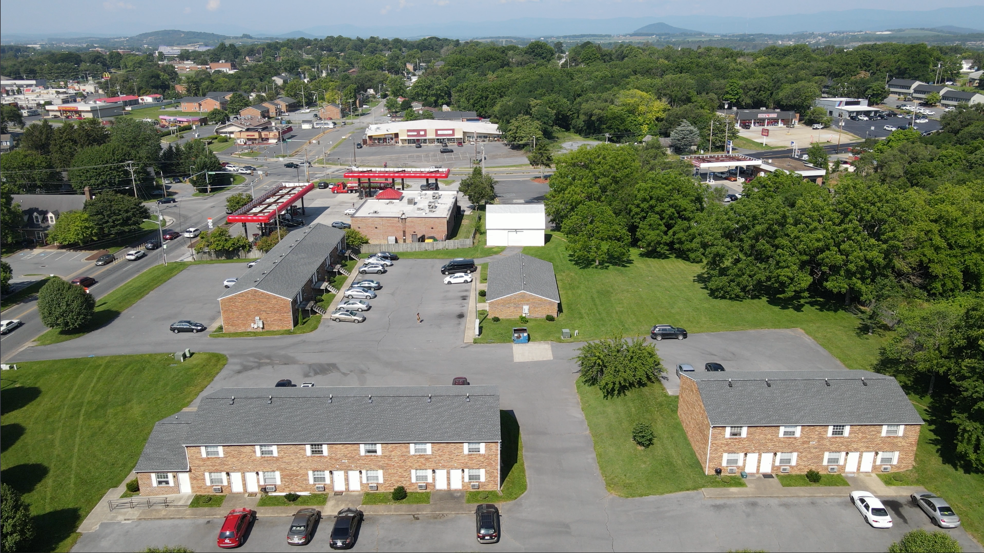 Harrisonburg Apartment: 946 Vine Street