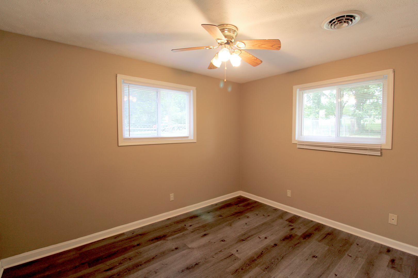 825 South High Street, Harrisonburg, VA 22801