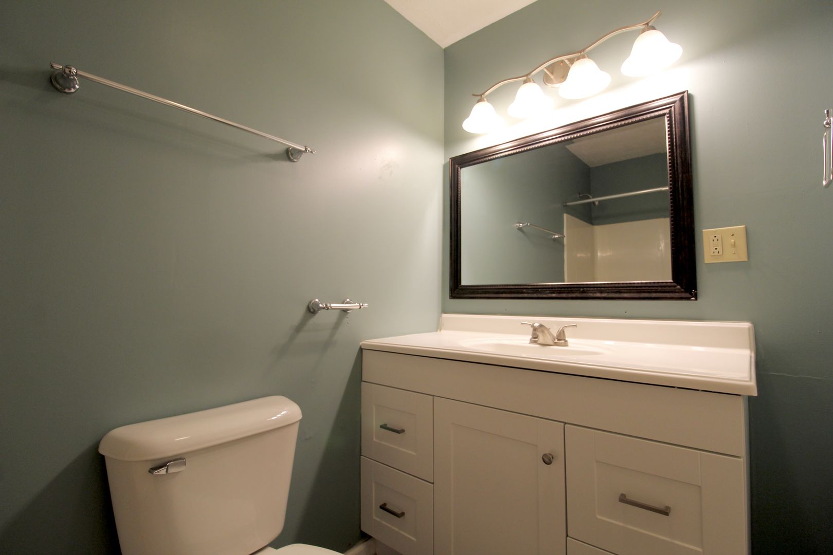 825 South High Street, Harrisonburg, VA 22801