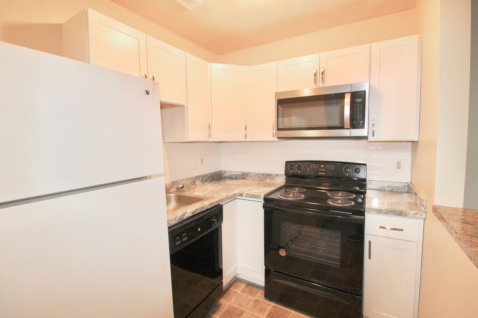 Harrisonburg Apartment: 1468 Bradley Drive