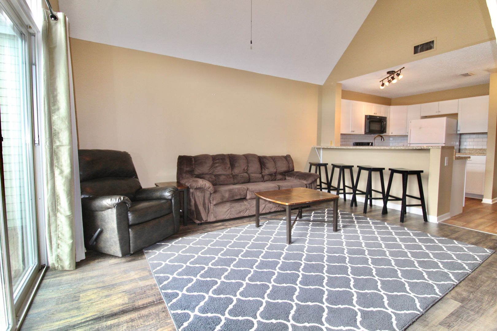 Harrisonburg Apartment: 1342J Hunters Road