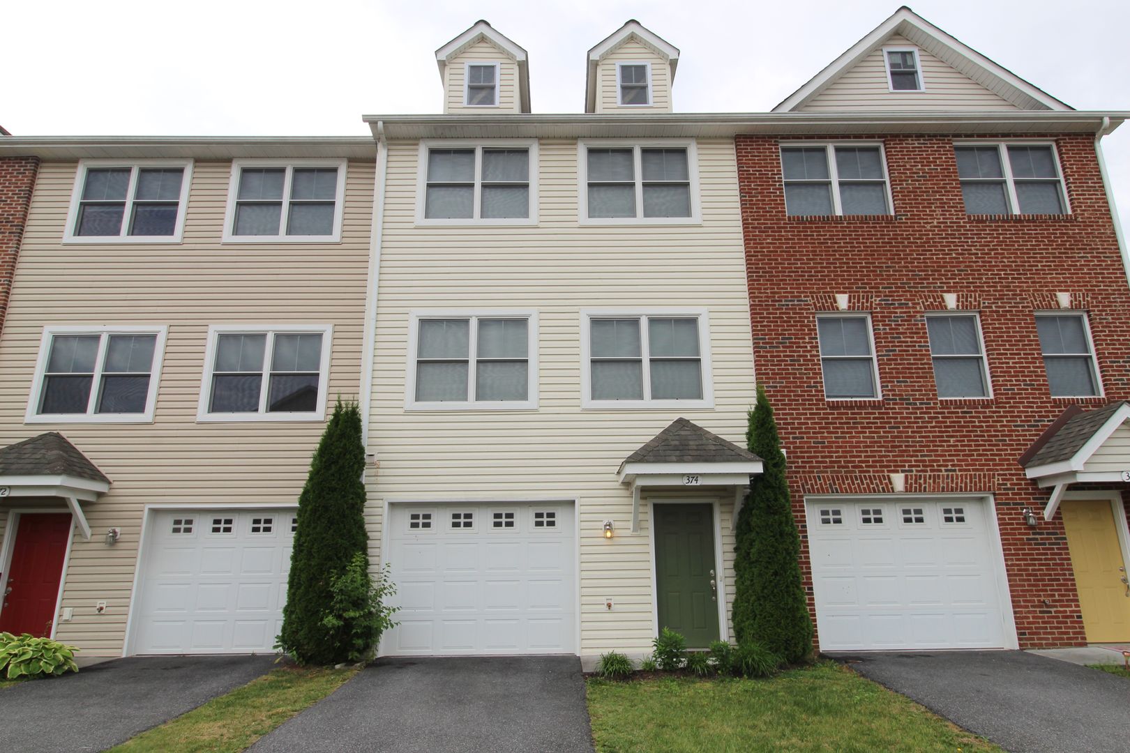 Harrisonburg Townhome: 374 Tanzanite Drive