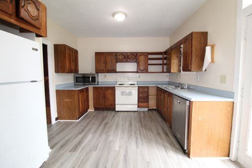 Downtown House for rent for the 2027-2028 school year! – photo 1