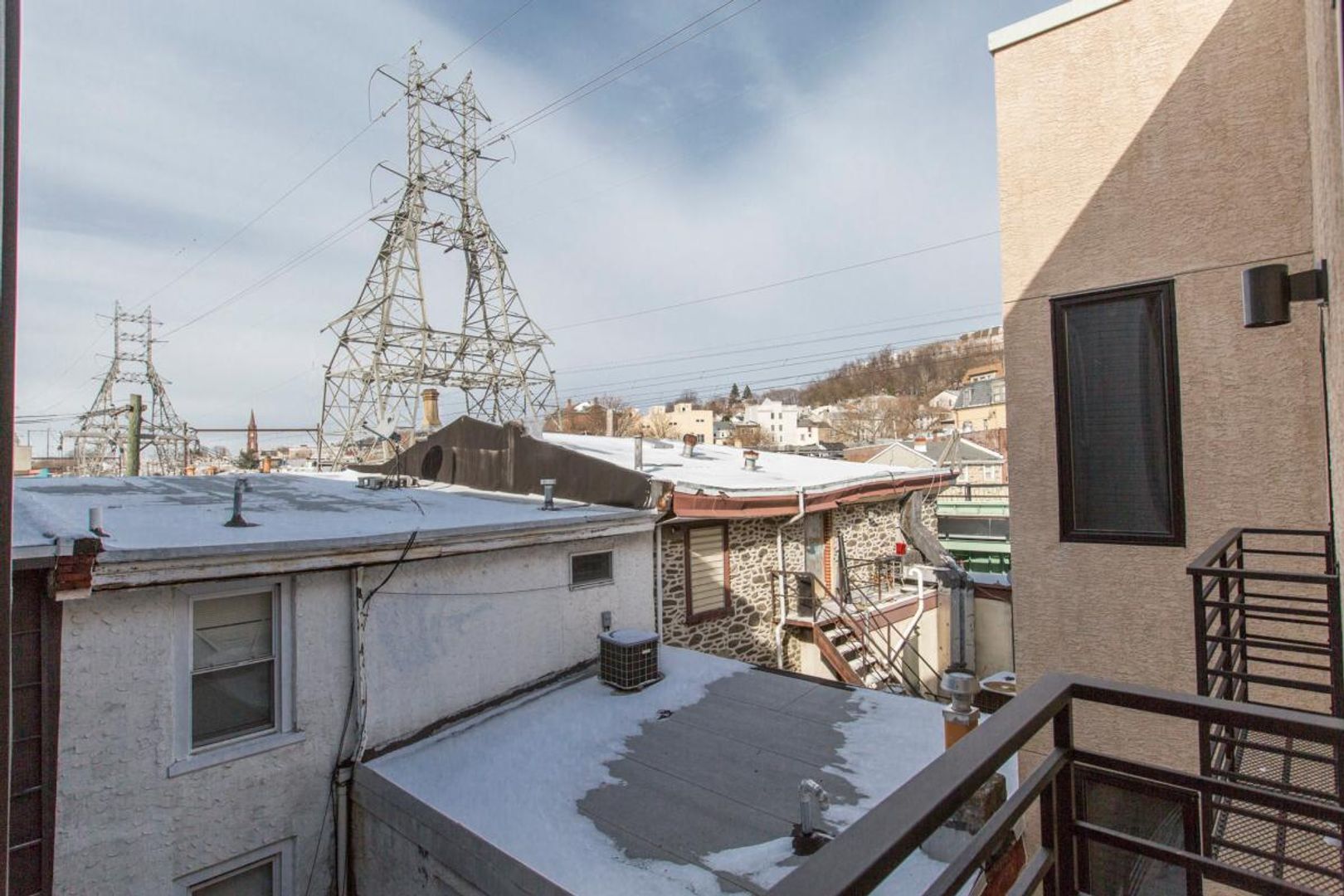 Philadelphia Apartment: 4304 Cresson St