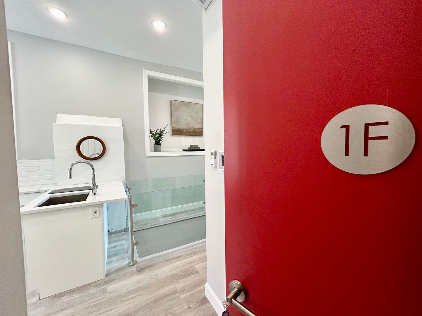 Philadelphia Apartment: 1233 N 6th Street