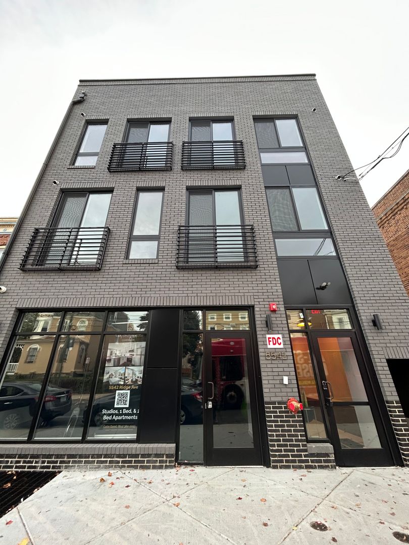 Philadelphia Apartment: 5542 Ridge Avenue