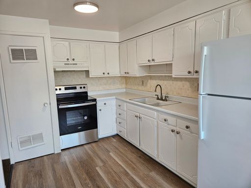 Lovely 2 Bed/1 Bath Apt in West Bountiful