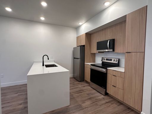 Brand New 2 Bed Townhomes with Garage Minutes from Downtown SLC – photo 1