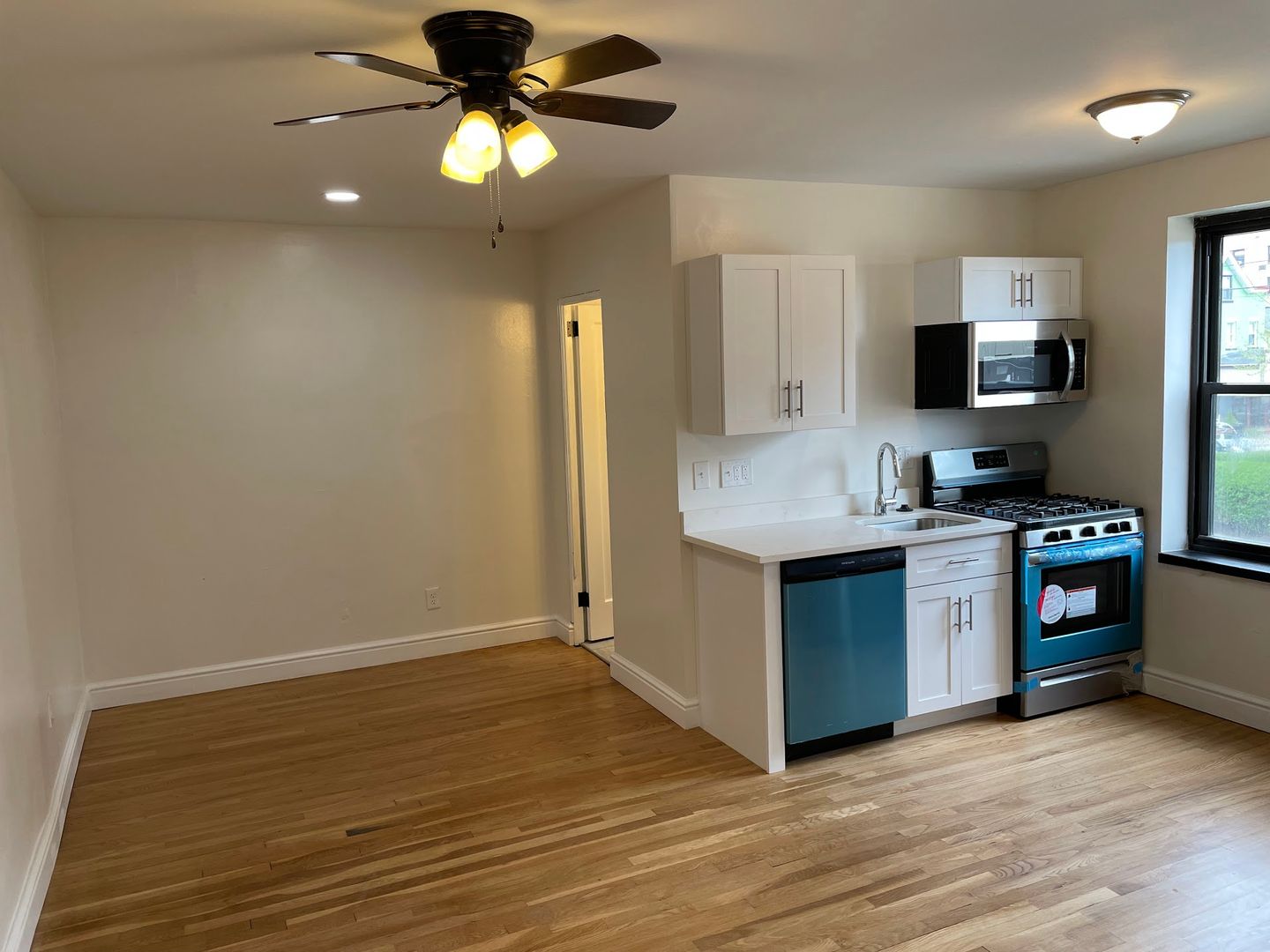 Pittsburgh Apartment: 255 Shady Ave