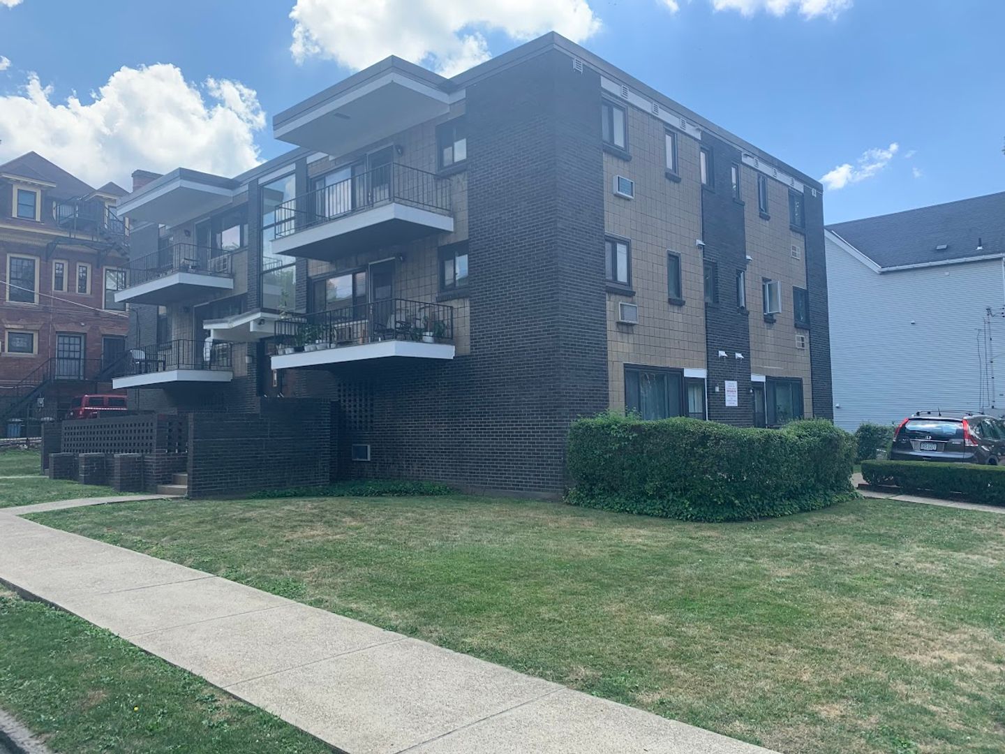 Pittsburgh Apartment: 926 Ivy Street