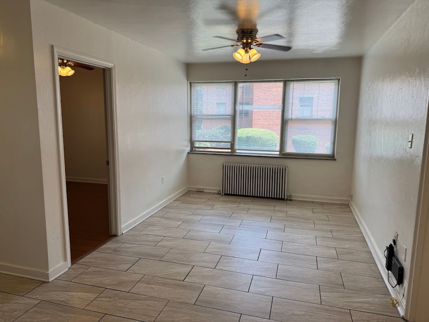 Pittsburgh Apartment: 5506 Fifth Avenue