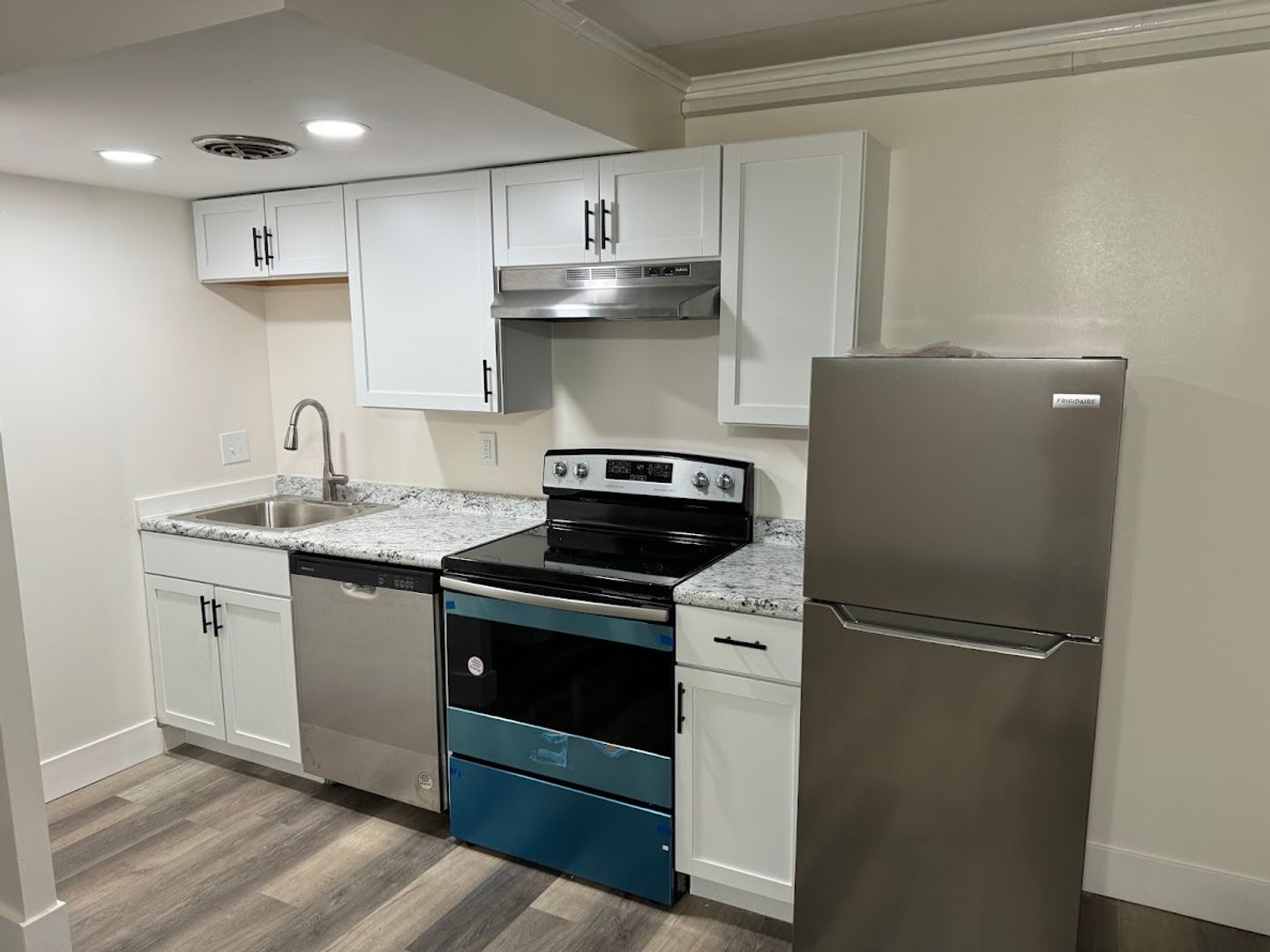 Pittsburgh Apartment: 900 S. Negley