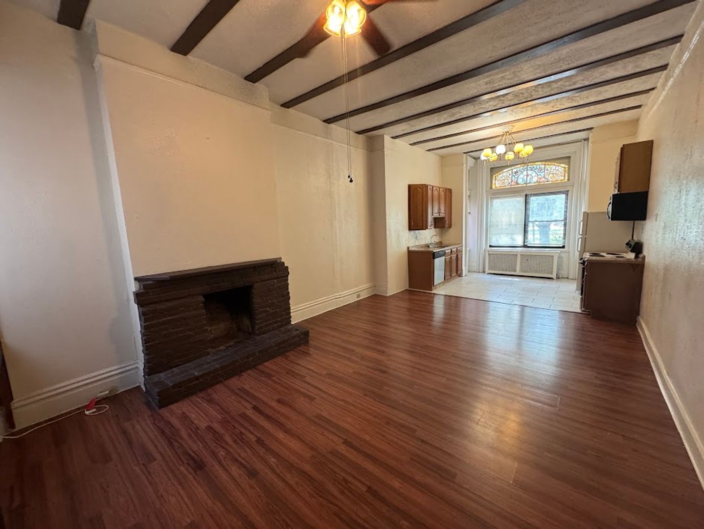 Pittsburgh Apartment: 816 Cedar Avenue