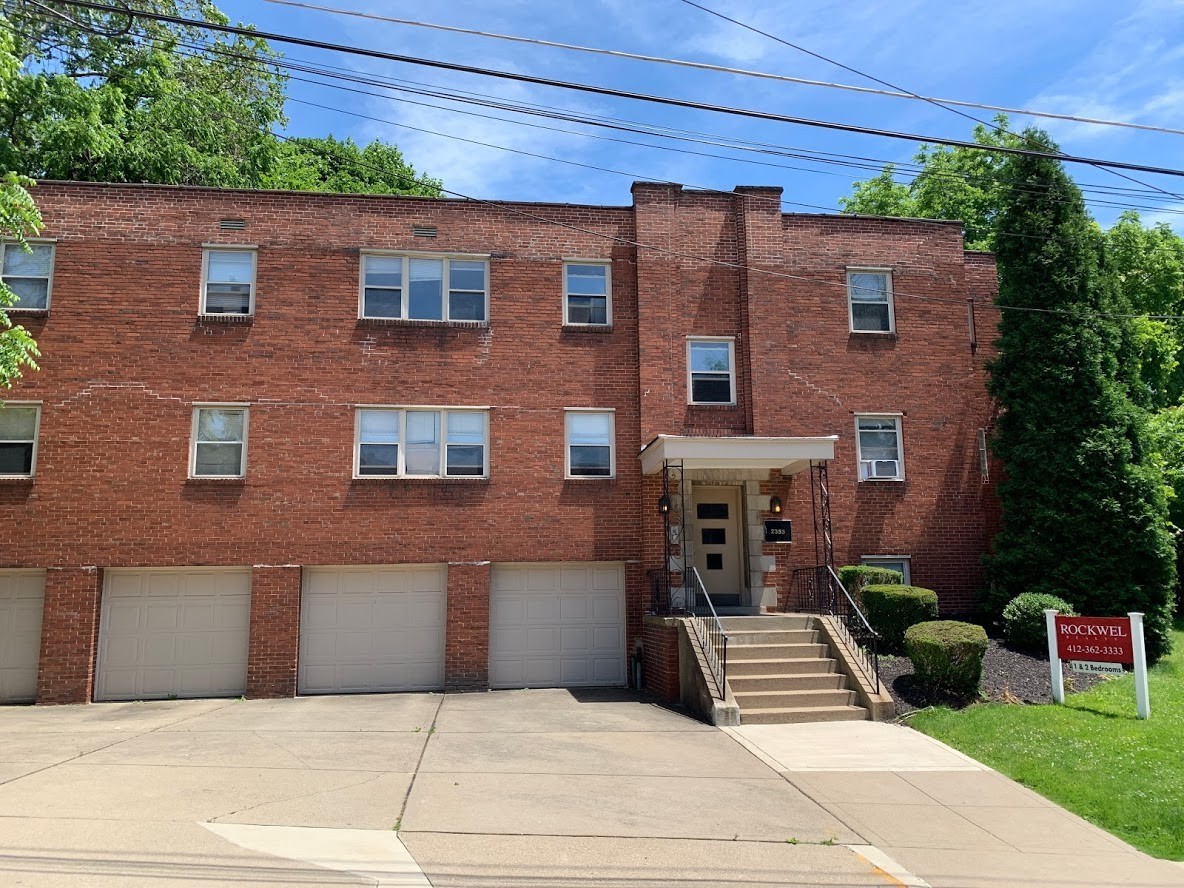 Pittsburgh Apartment: 2355 Eldridge