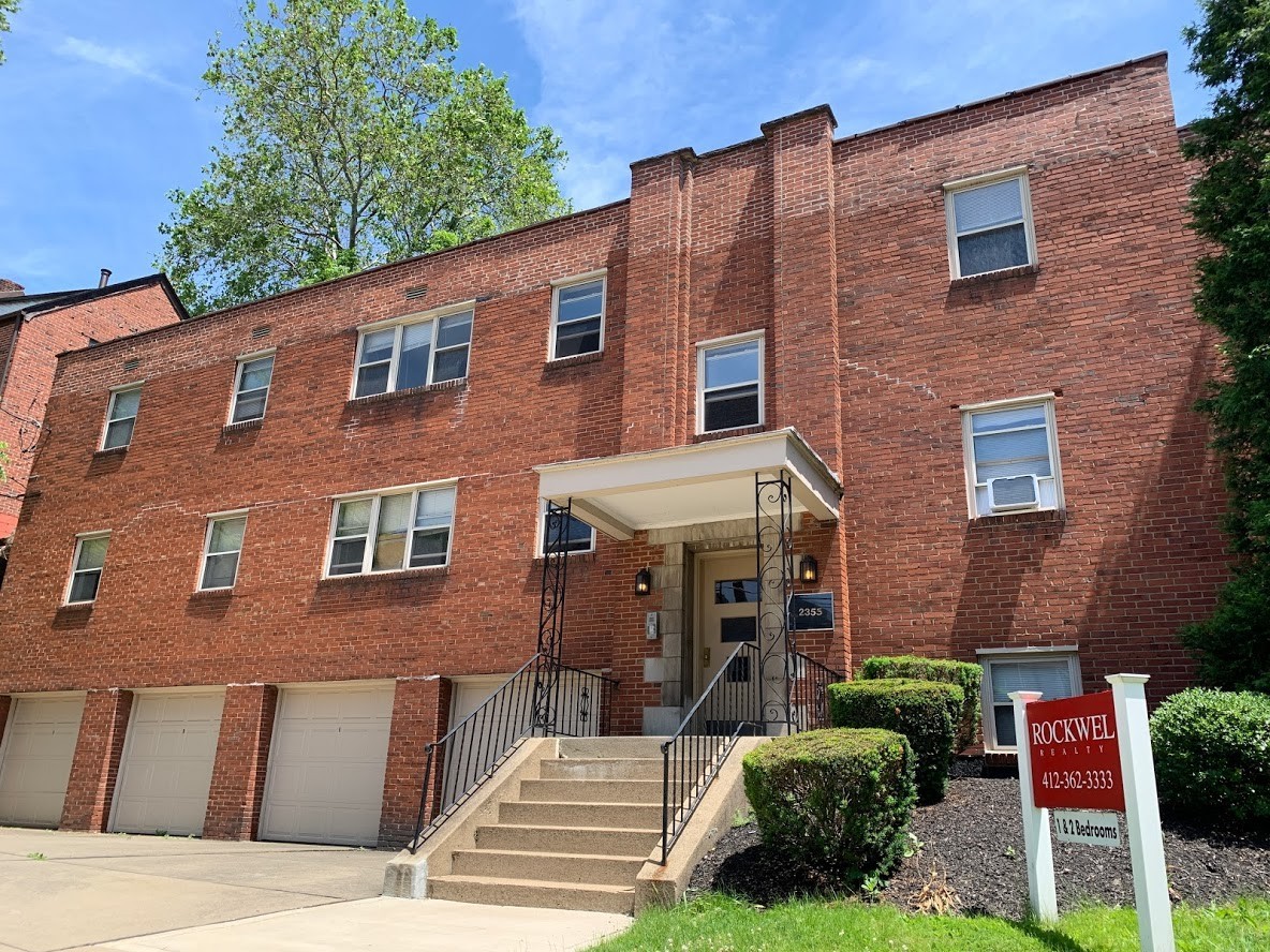 Pittsburgh Apartment: 2355 Eldridge