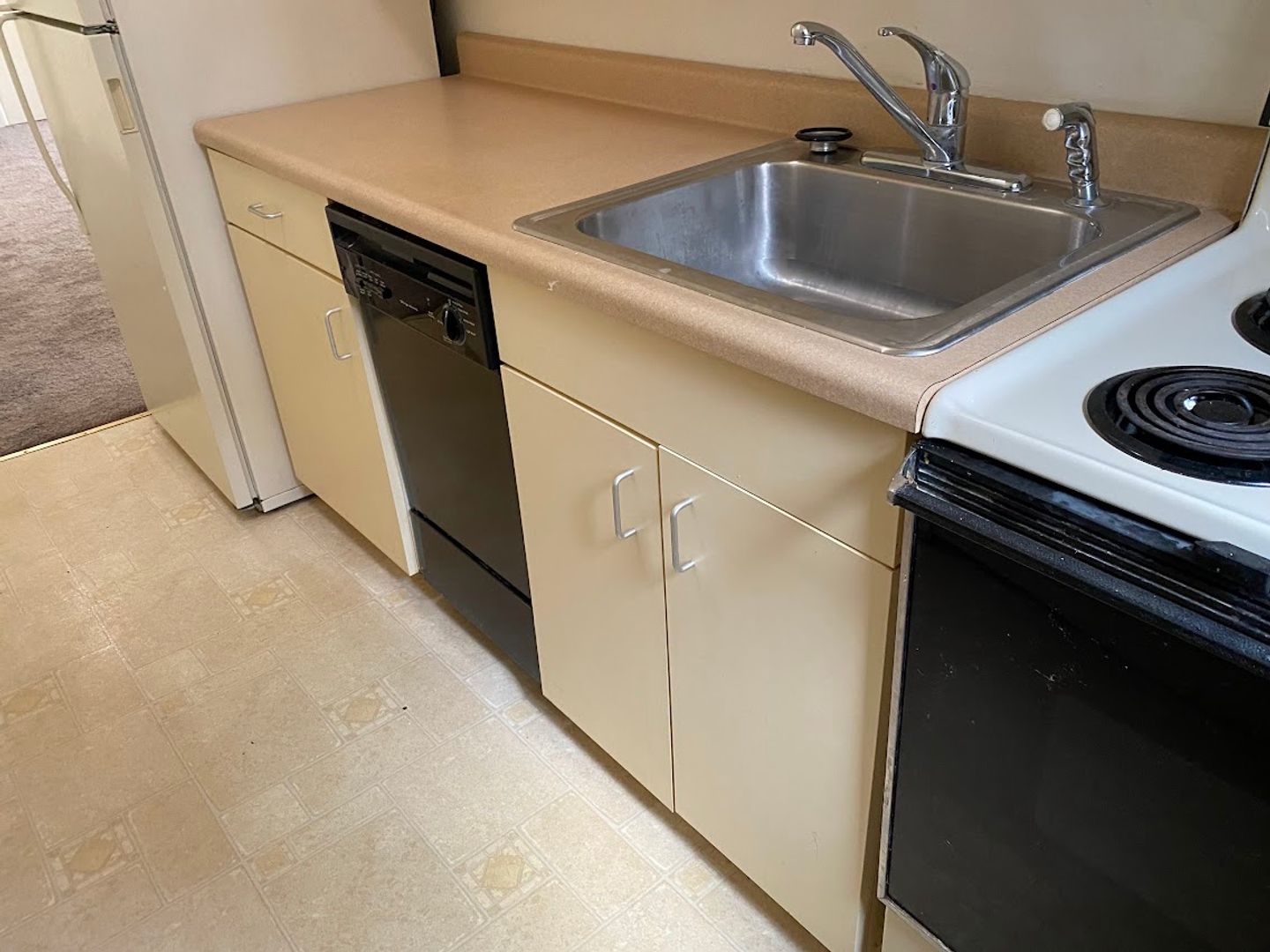 Pittsburgh Apartment: 926 Ivy Street