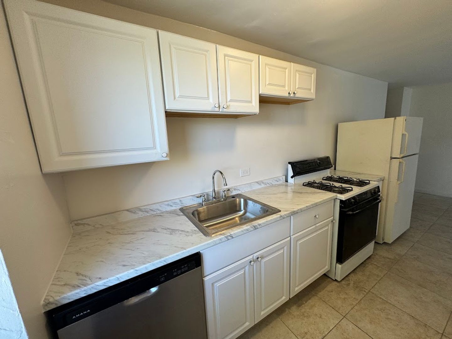 Pittsburgh Apartment: 5506 Fifth Avenue
