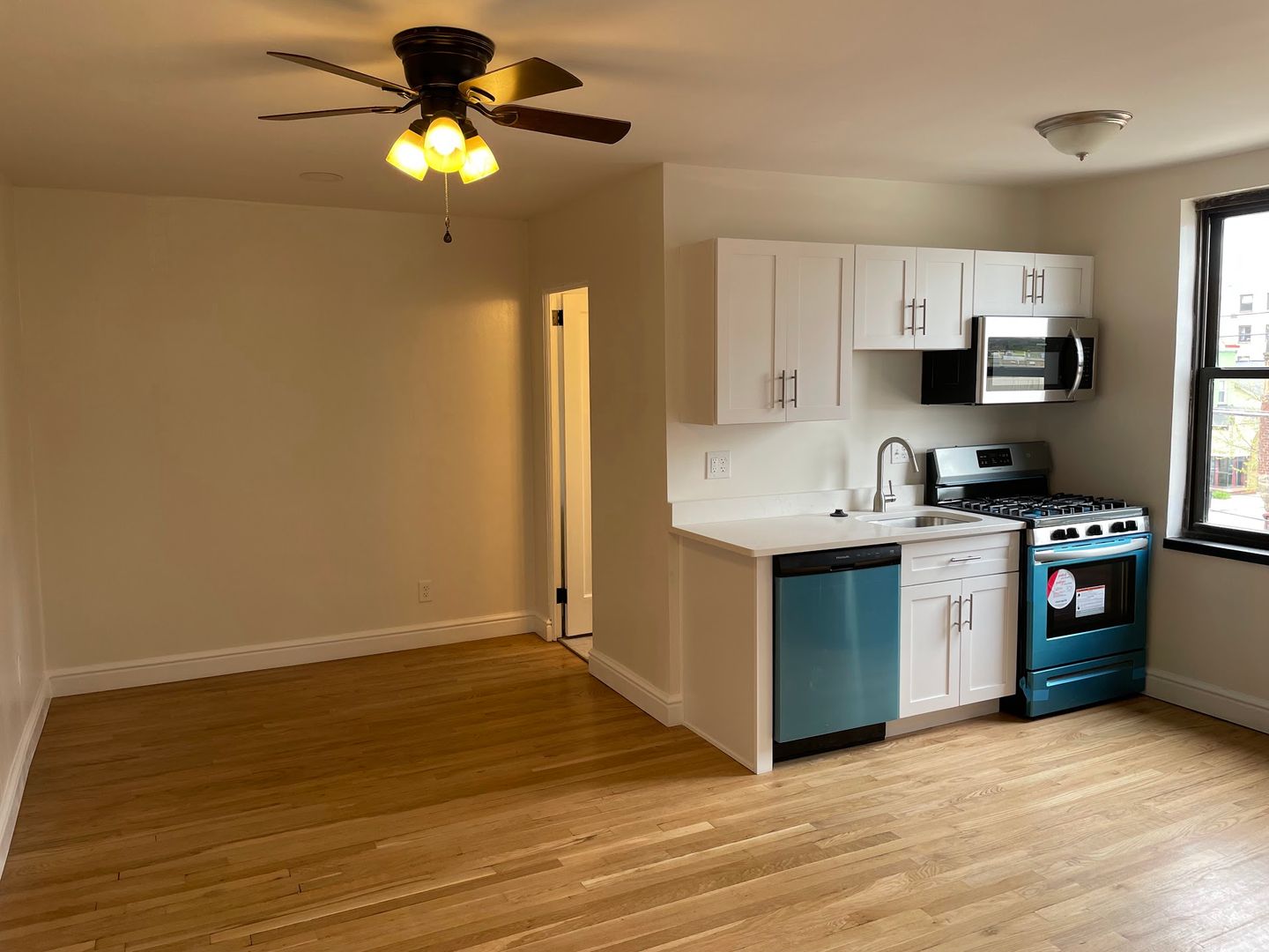 Pittsburgh Apartment: 255 Shady Ave