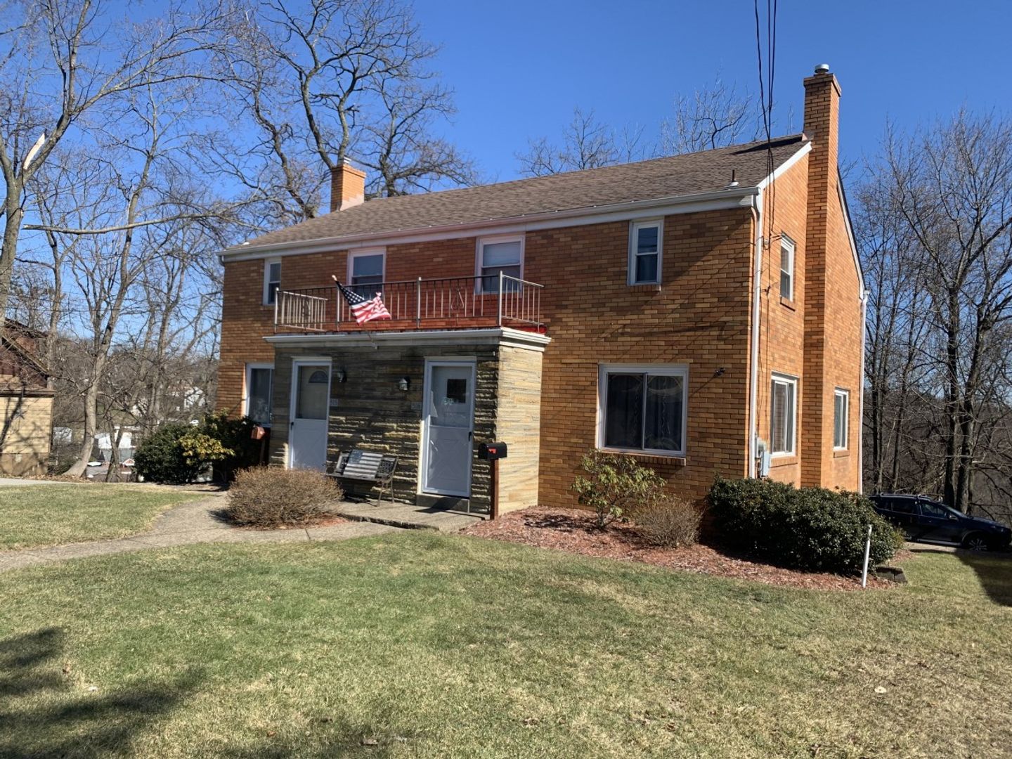 Pittsburgh House: 516 Mount Royal Blvd