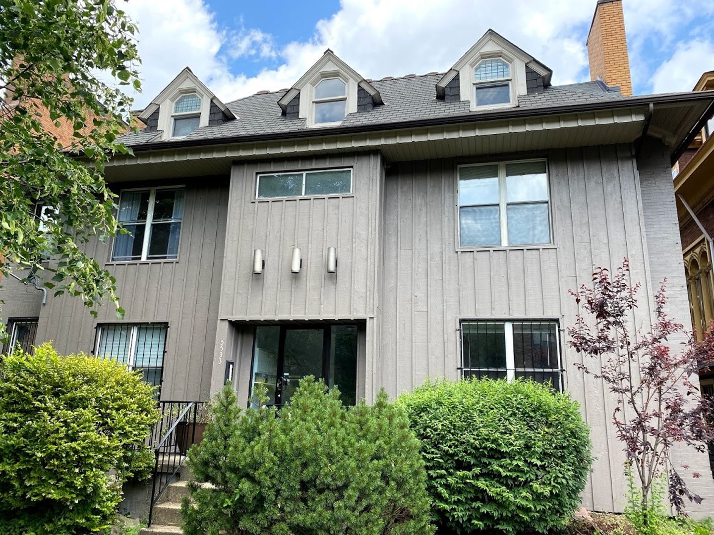 Pittsburgh Apartment: 5533 5th Avenue