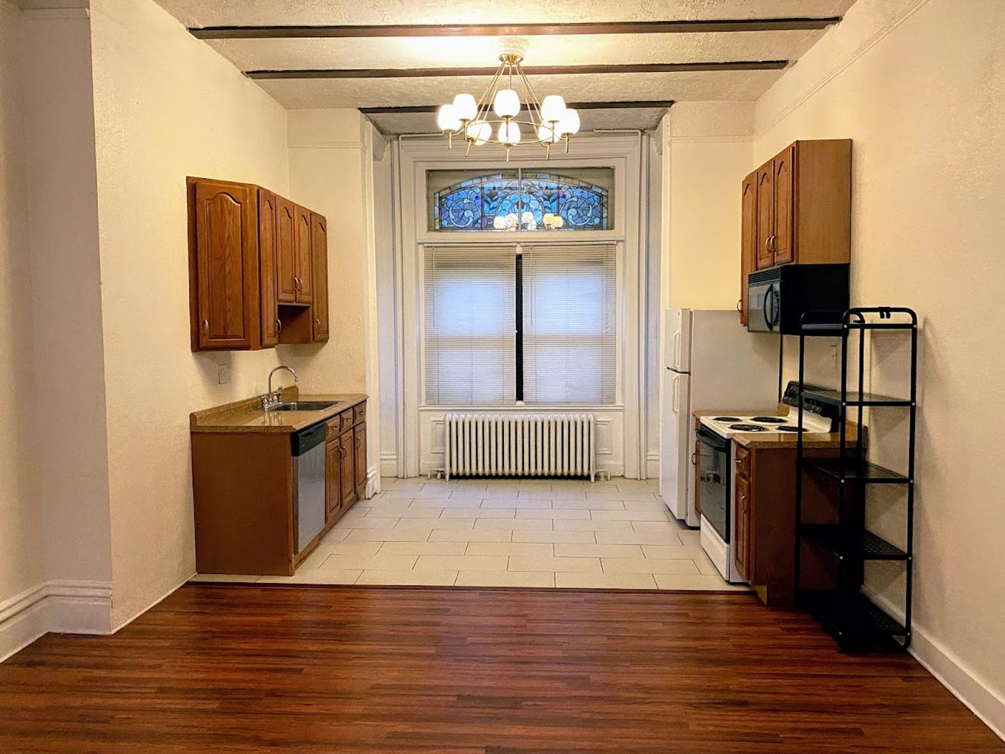 Pittsburgh Apartment: 816 Cedar Avenue