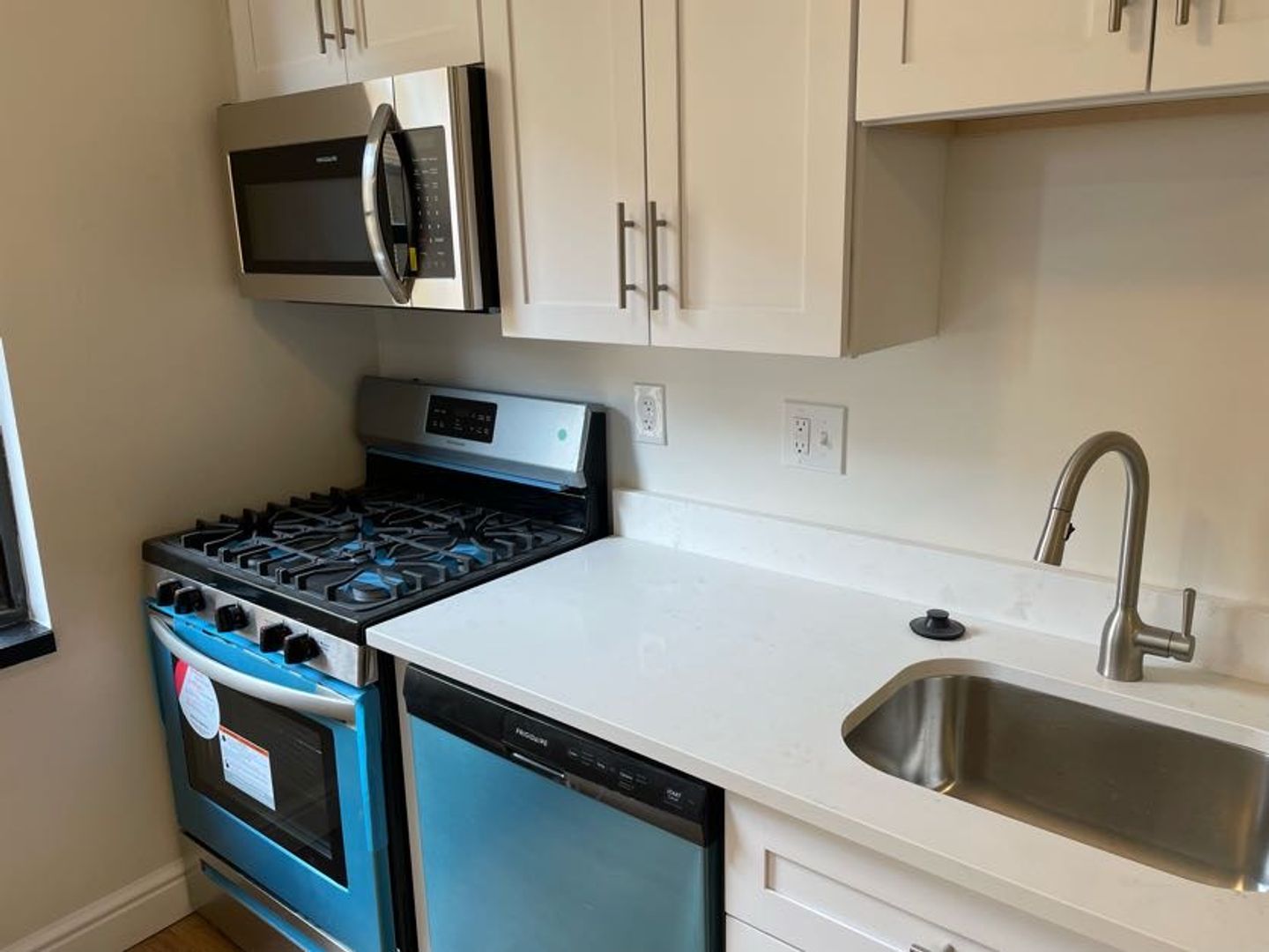 Pittsburgh Apartment: 255 Shady Ave
