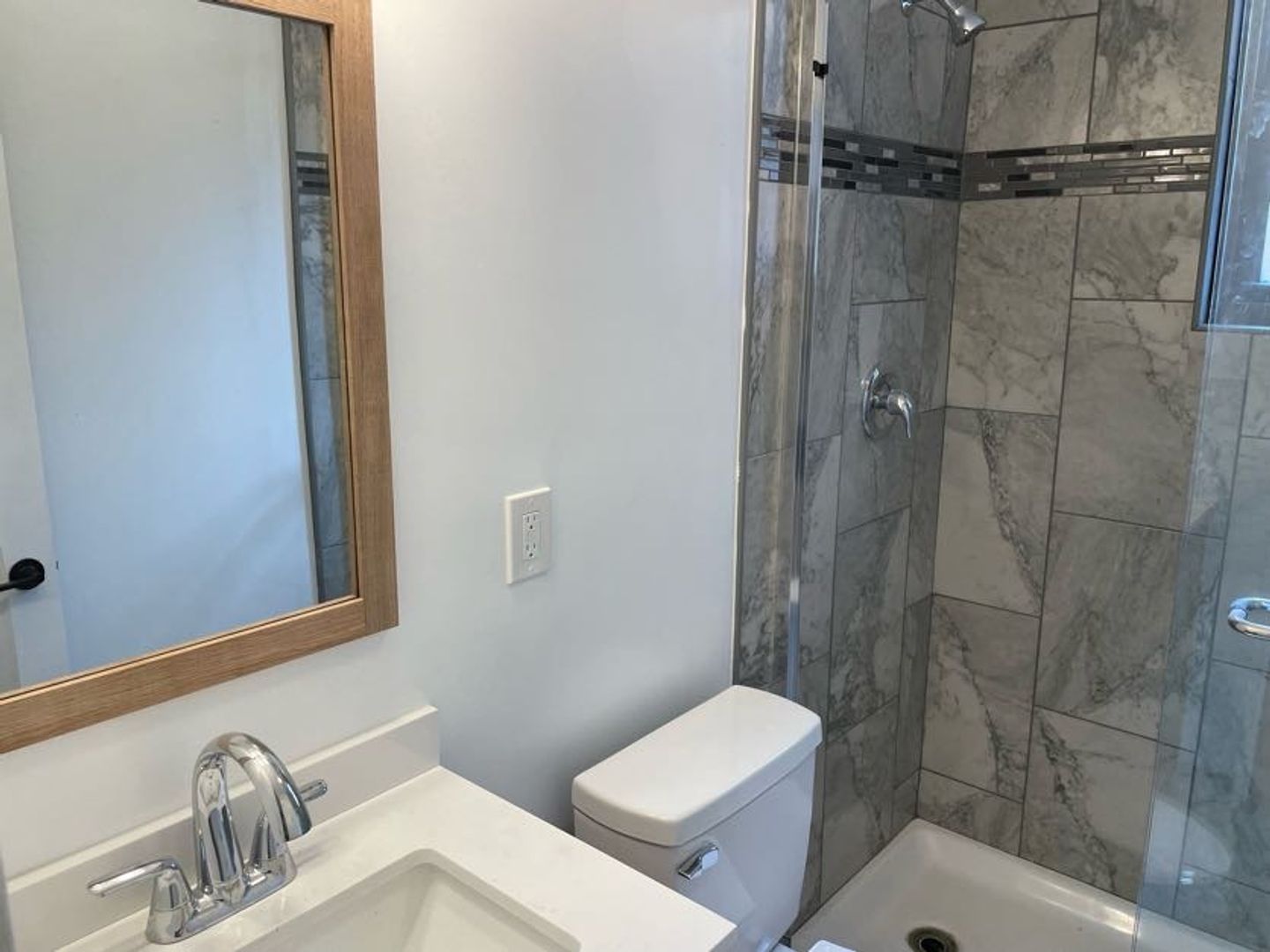 Pittsburgh Apartment: 255 Shady Ave