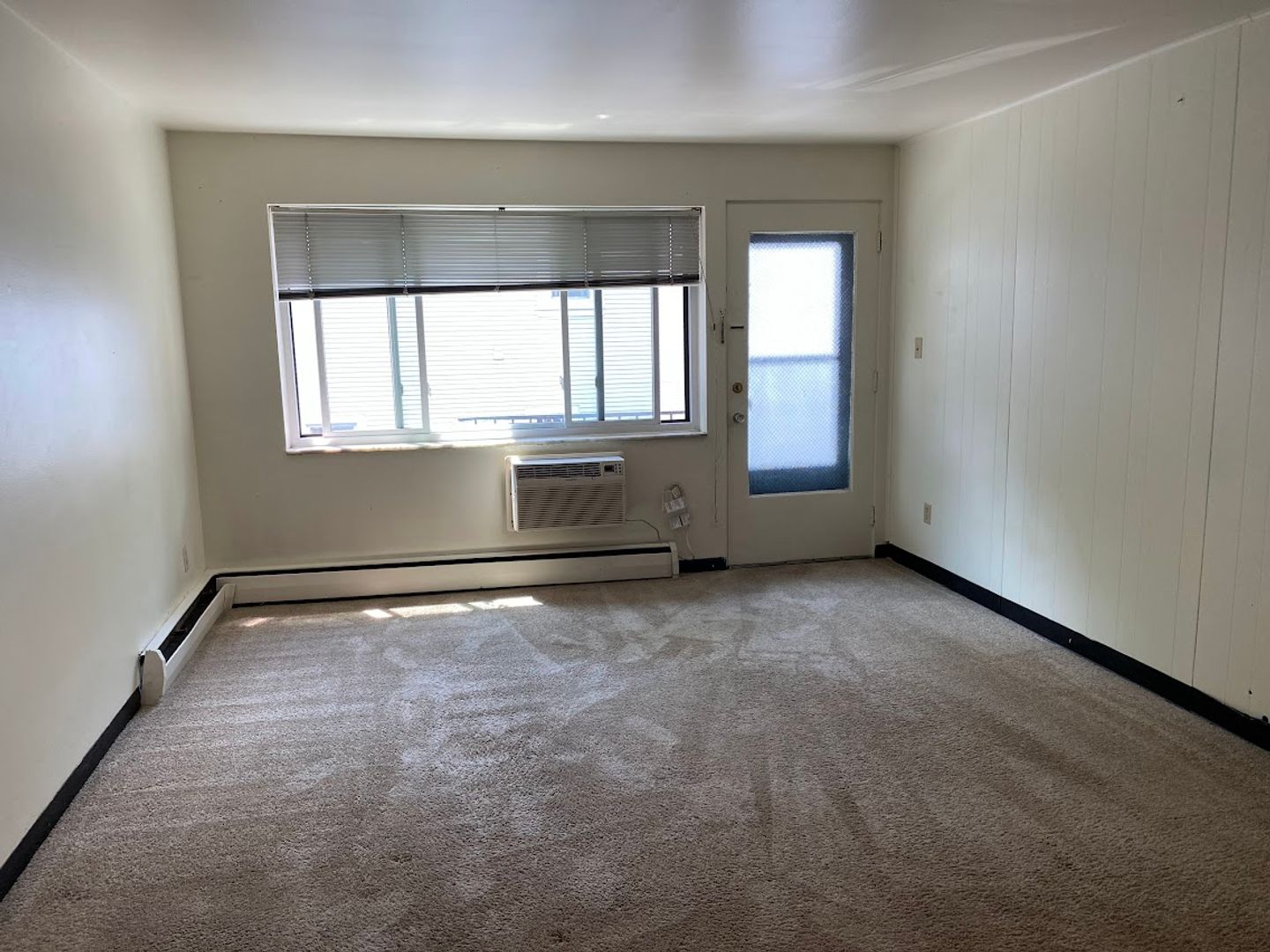 Pittsburgh Apartment: 926 Ivy Street