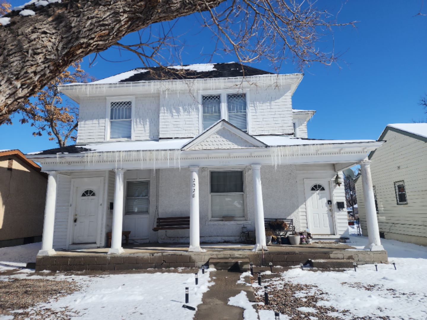 Pueblo Apartment: 2028 Court