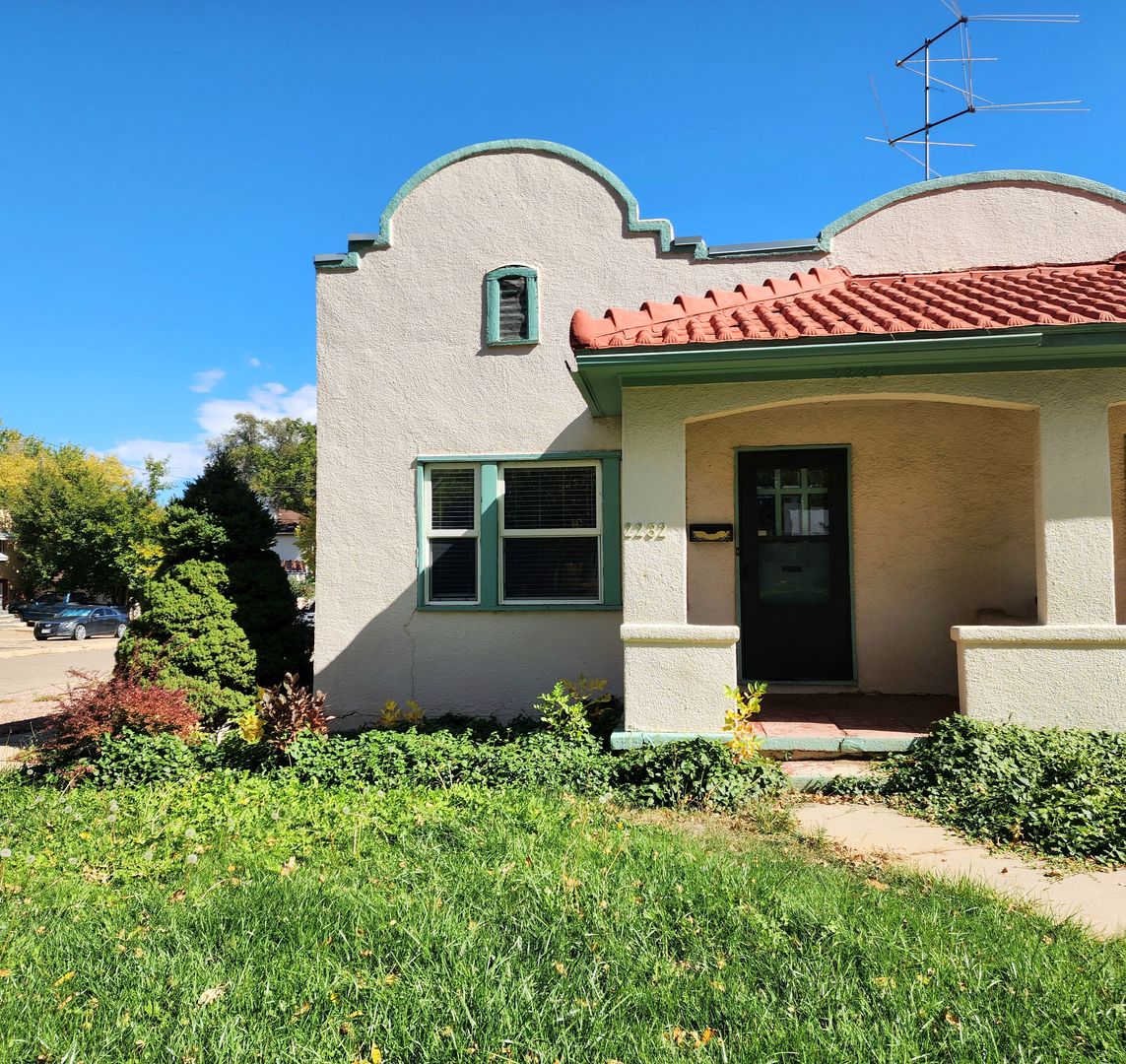 Pueblo Apartment: 2230 Elizabeth