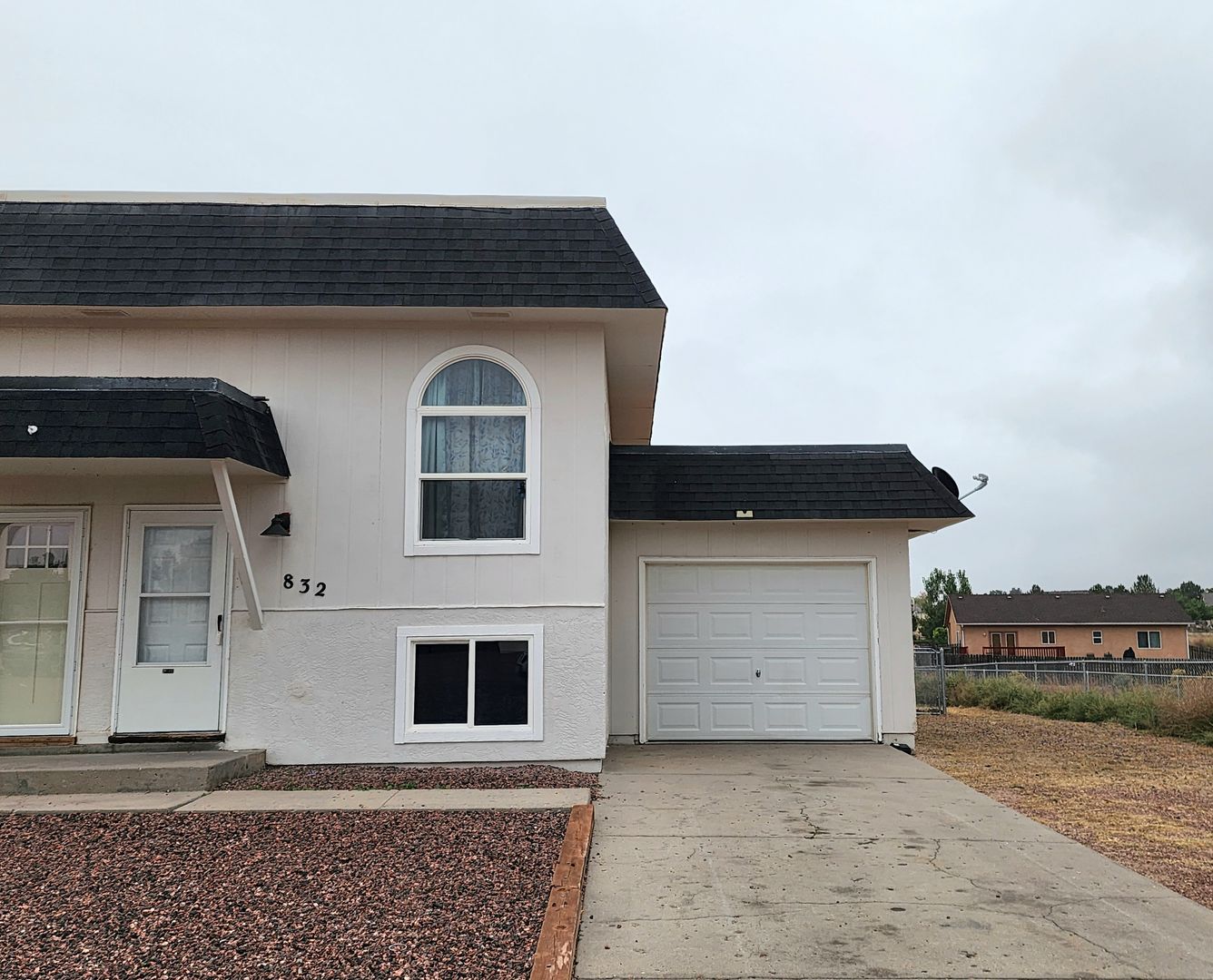 Pueblo West Apartment: 832 S Waterleaf