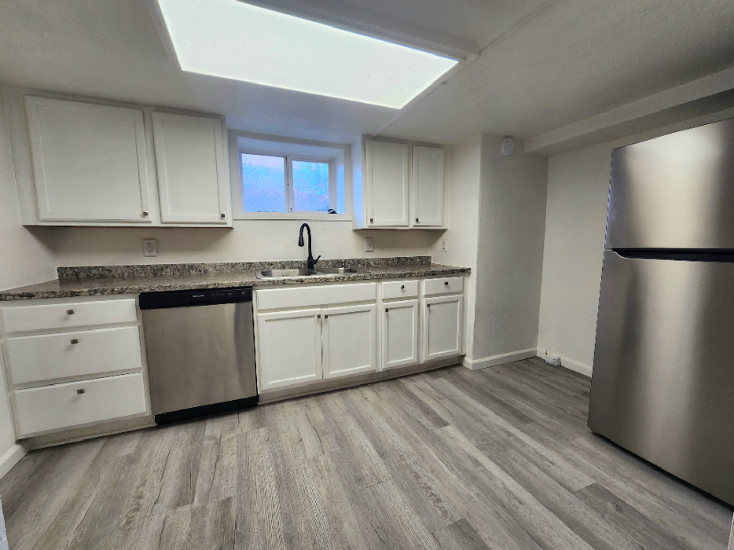 Pueblo Apartment: 1924 E. 5th St