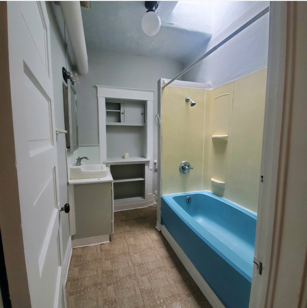 Pueblo Apartment: 1105 E 5th ST