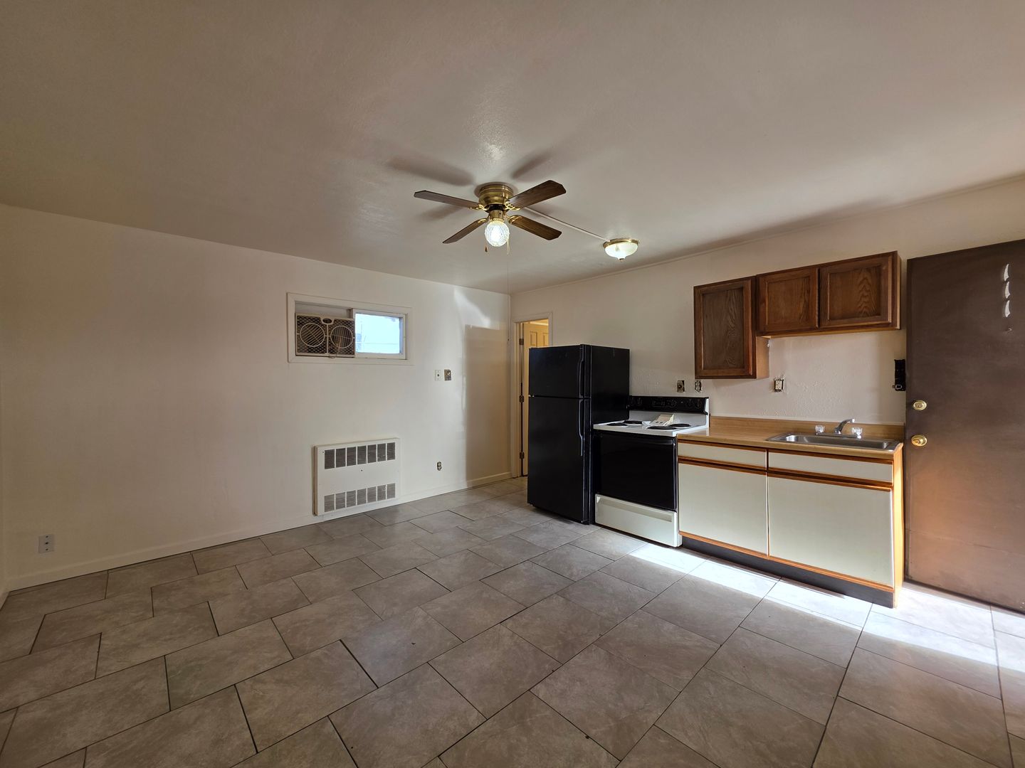 Pueblo Apartment: 4400 N Elizabeth St