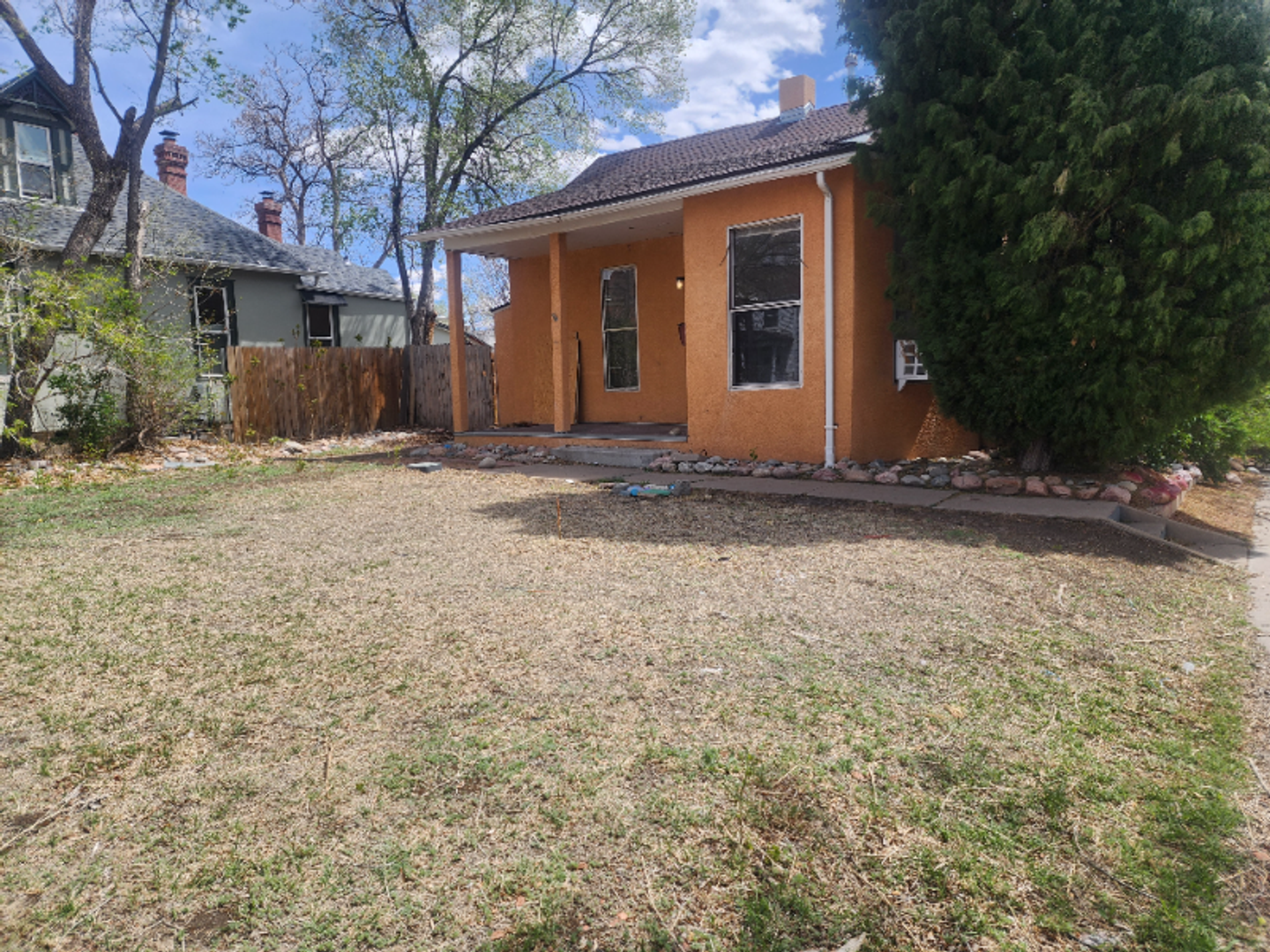 Pueblo Apartment: 1226 N. Greenwood