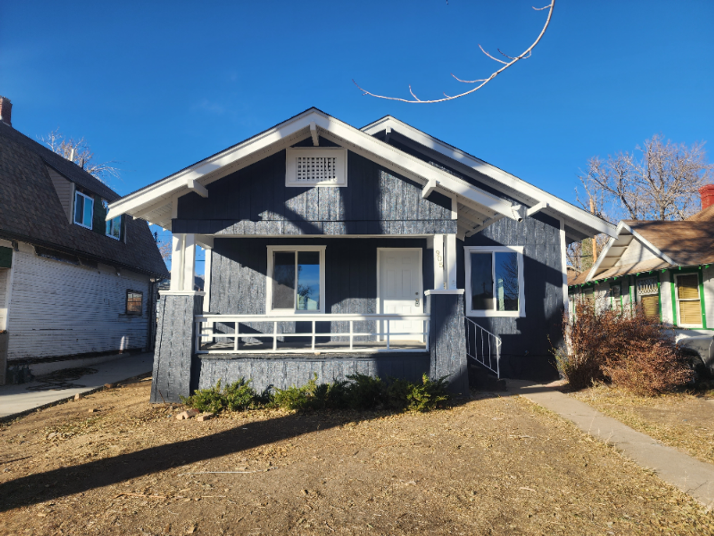Pueblo House: 905 E 10th ST