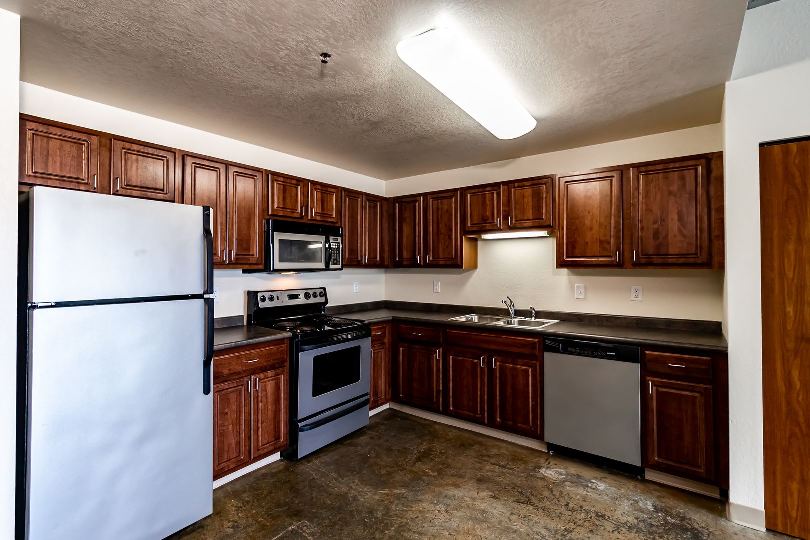 Fargo Apartment: 1919 N University Dr