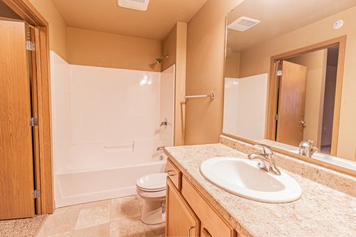 Listing photo thumbnail