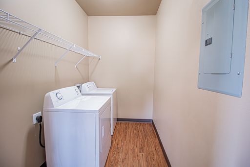 Listing photo thumbnail